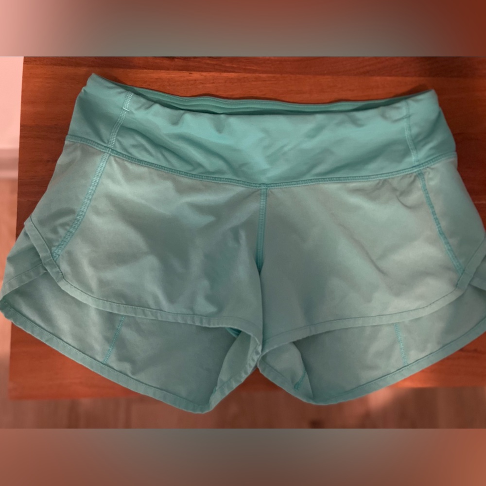 Lululemon run speed up short, size 4, 2.5” inseam